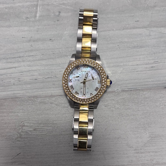 Invicta Angel Women's Watch Mother of Pearl - Picture 1 of 16